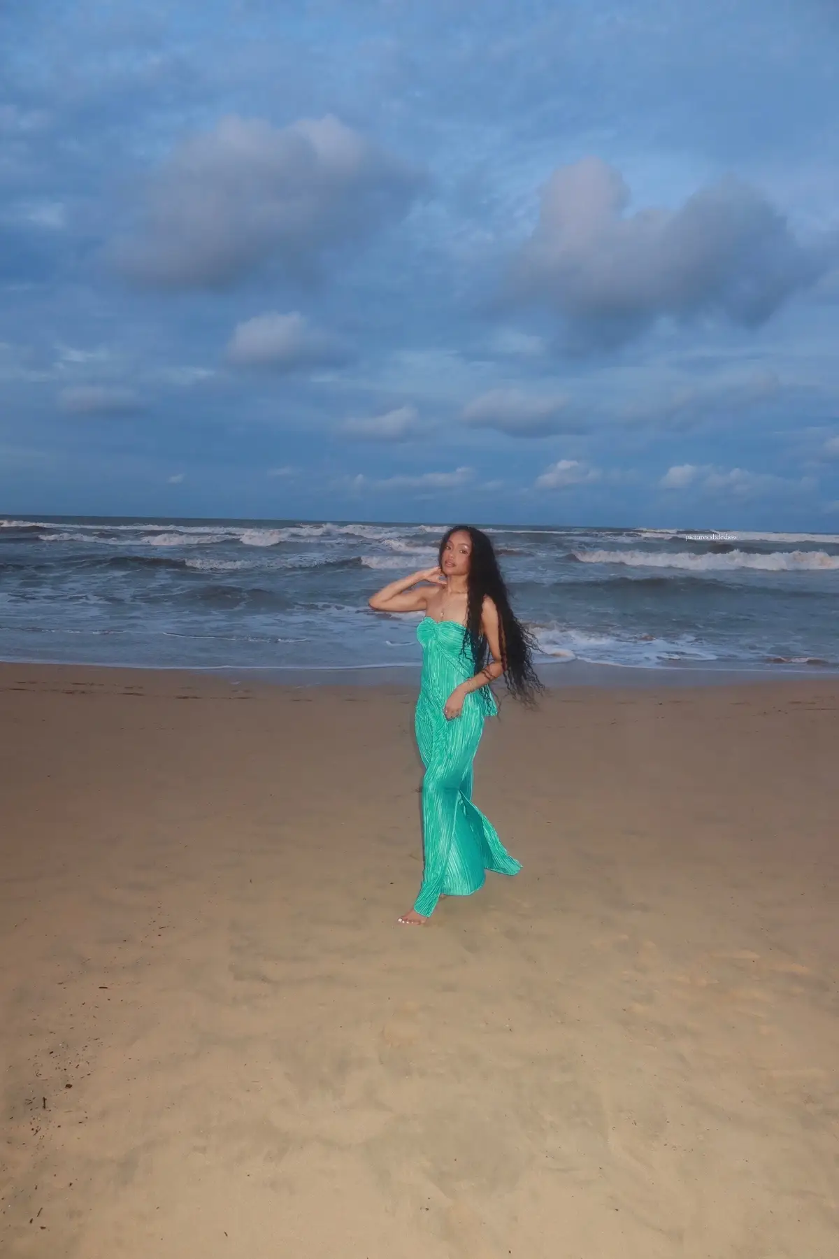 a true dream to be able to live near the water. this was on my birthday, i turned 30 in November. my boyfriend and i were on vacay in DR. we were offered to do a photoshoot and we said why not! these pics were from my camera in between shots w the photographer. seriously was one of the best days ever 💝