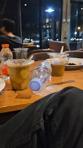 bukber rekan kerja 2025