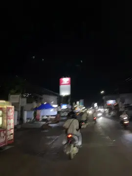 Bulan puasa di ciledug full macet apalagi rumah makanya😖 #fyppppppppppppppppppppppp #cirebonpride🏴‍☠️ #cirebontimur #ciledugpride #malming #masukberanda#fypviralシ #zxycba 