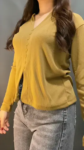 bajunya adem bgt ternyata 😍 #atasanwanita #atasan #fyp #fashion 