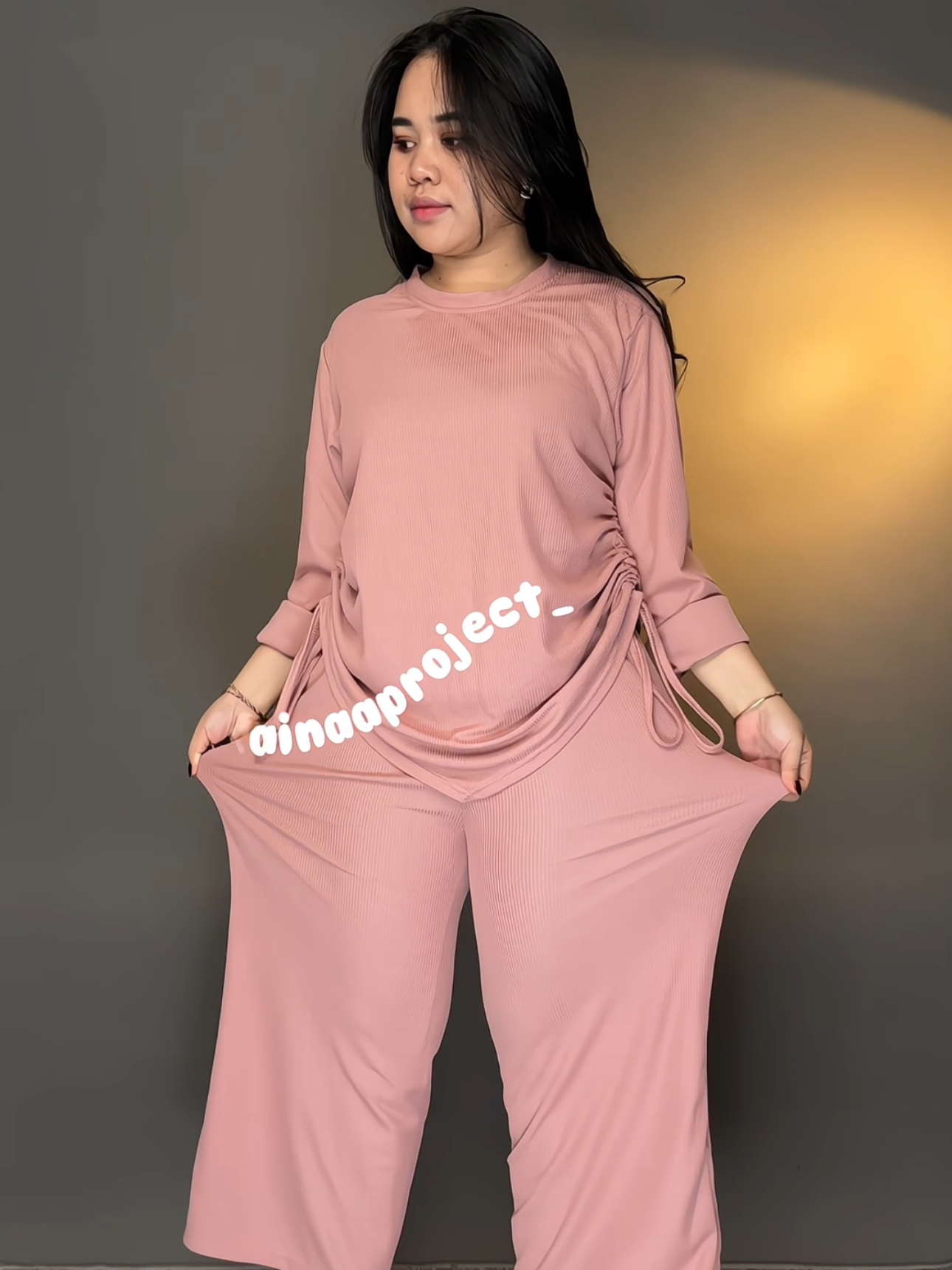 rekomendasi oneset knit murah tapi cakep, apalagi atasannya ada aksen tali serut bagian samping, jadi kelihatan ramping hihi 🥰💗 #oneset #setelanwanita #bajulebaran