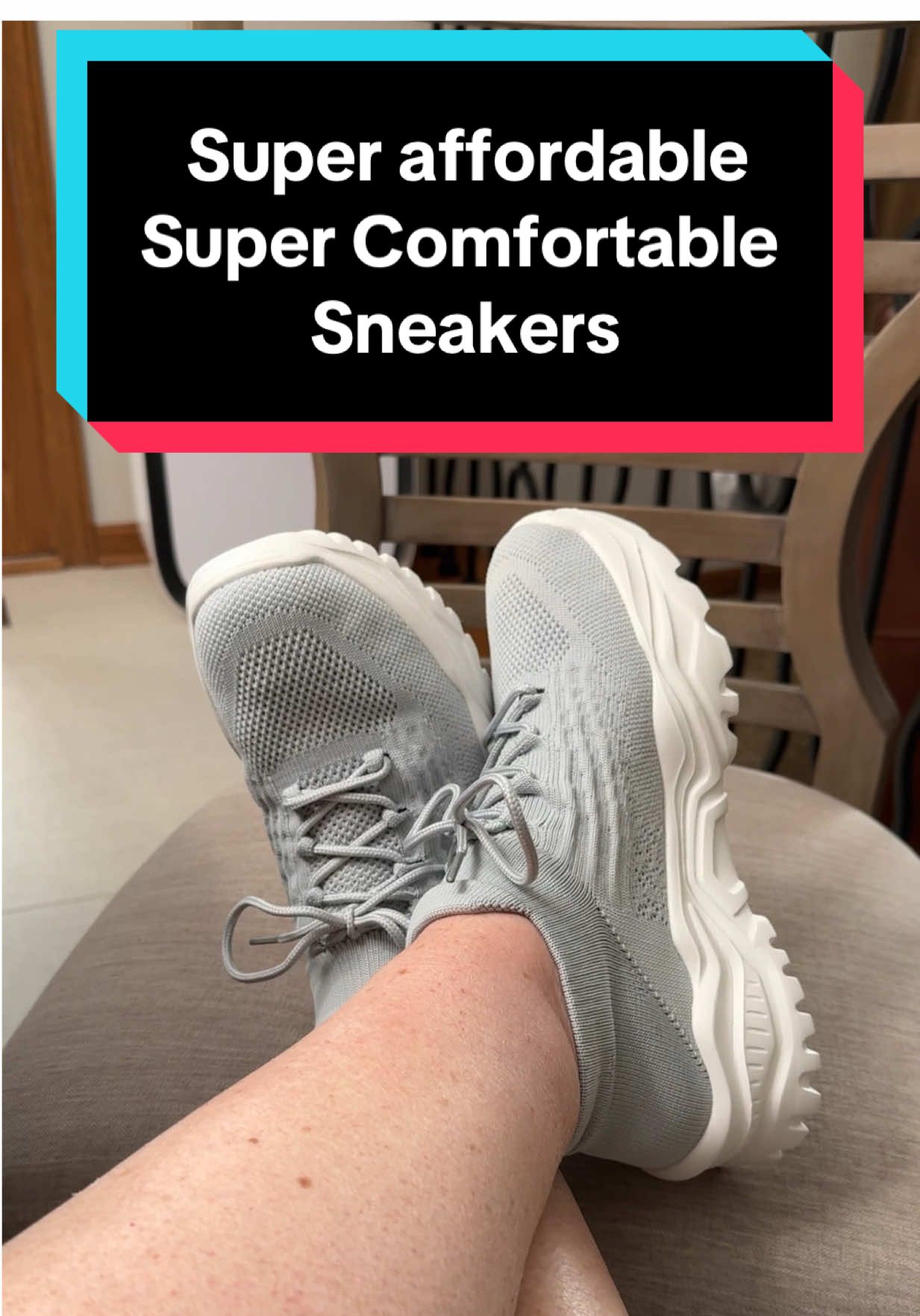 I’ve seen so many people talking about these inexpensive women’s sneakers on the TikTok shop so I got a couple of pairs and I have to say I was pleasantly surprised. They are truly really comfortable. They run true to size and they are super inexpensive. Click the link below to check out the different color choices. #sneakers #cheapsneakers #comfortableshoes #comfortshoes #shoes #athleticshoes #tennisshoes #sneaker 
