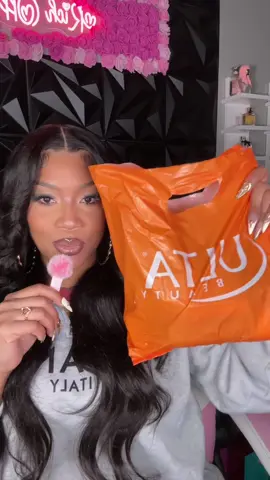 More Shopping hauls or nah? 🛍️👀#ultabeautyhaul #makeup #beauty #fentybeauty #juviasplace #larocheposay #soldejaniero 