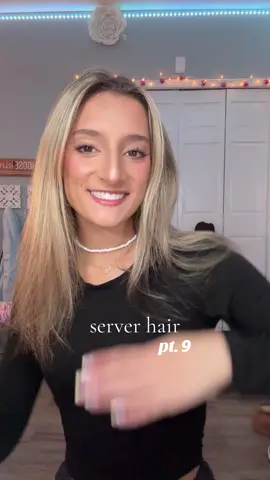simple and easy one ◡̈ #fyp #foryoupage #hairstyle #hairtok #server #waitresshairstyles 