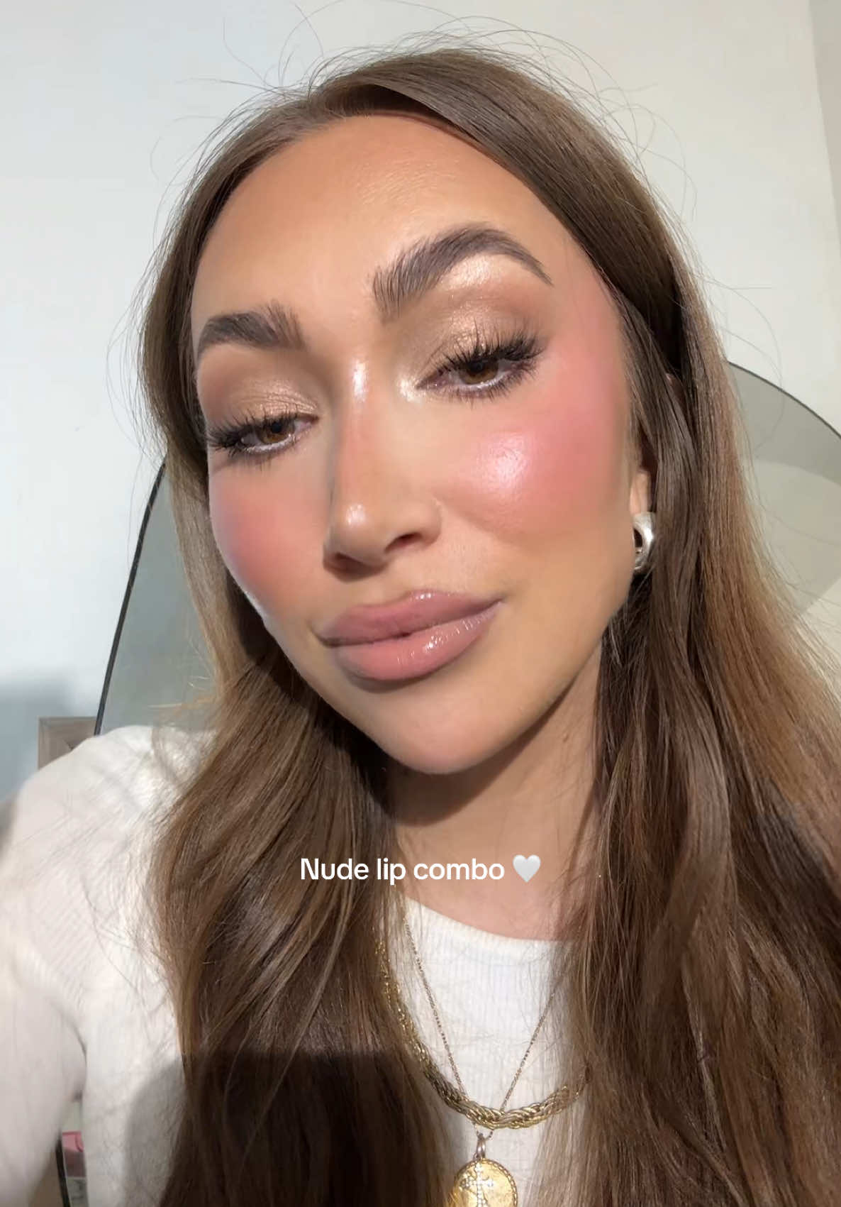 Love finding nude lip combos 🤩#nudelip #nudelipcombo #lipcombo #lipgloss #lipstick #lawlessbeauty #makeupforever #bridallip 