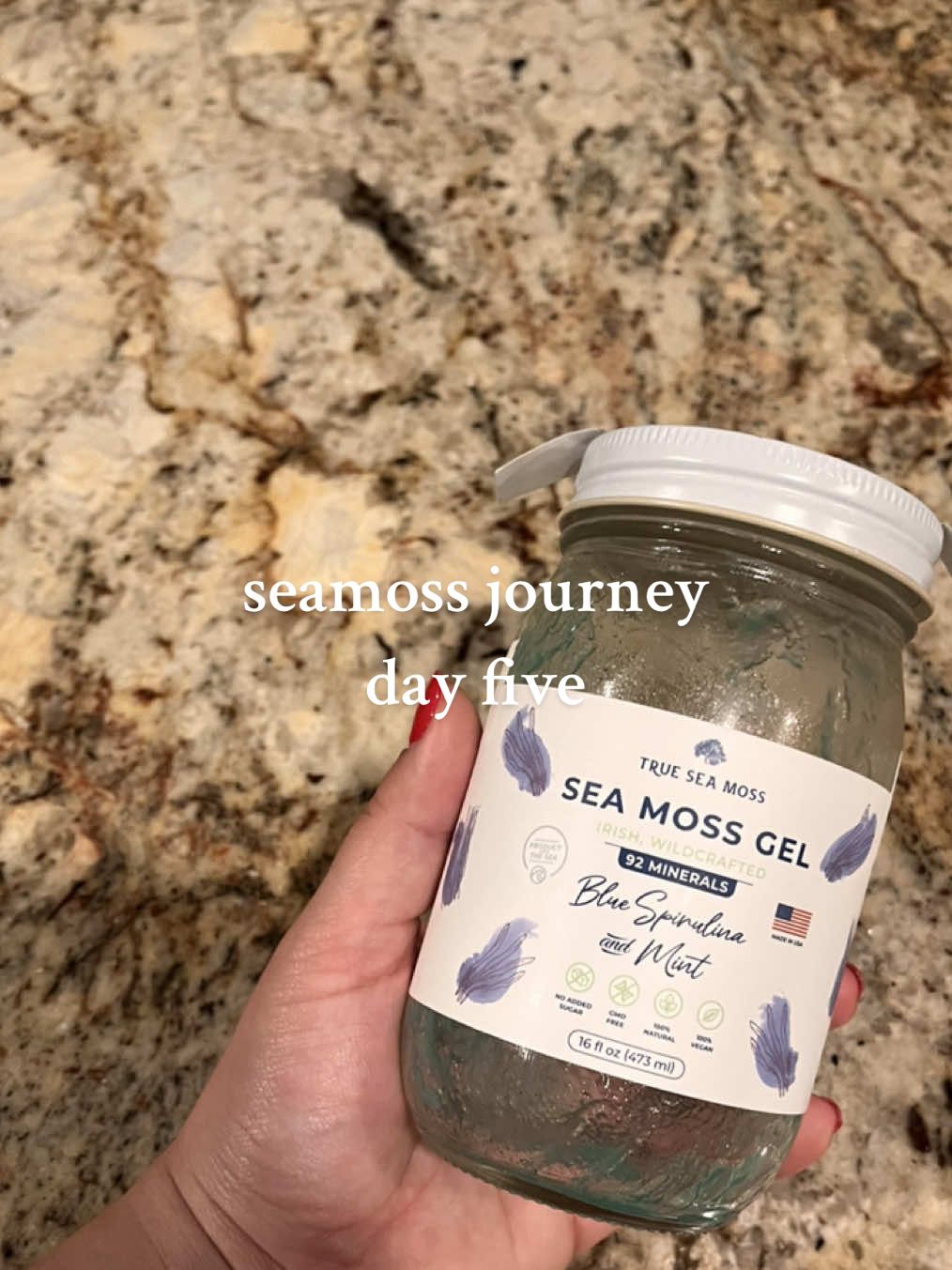 happy and healthy💙 @trueseamoss  @MegaFood  #latinacreator #seamossgel #magnesiumbenefits #holistichealth #guthealthtiktok #skinhealth #nighttimeroutine #girlytok #happygirlera 