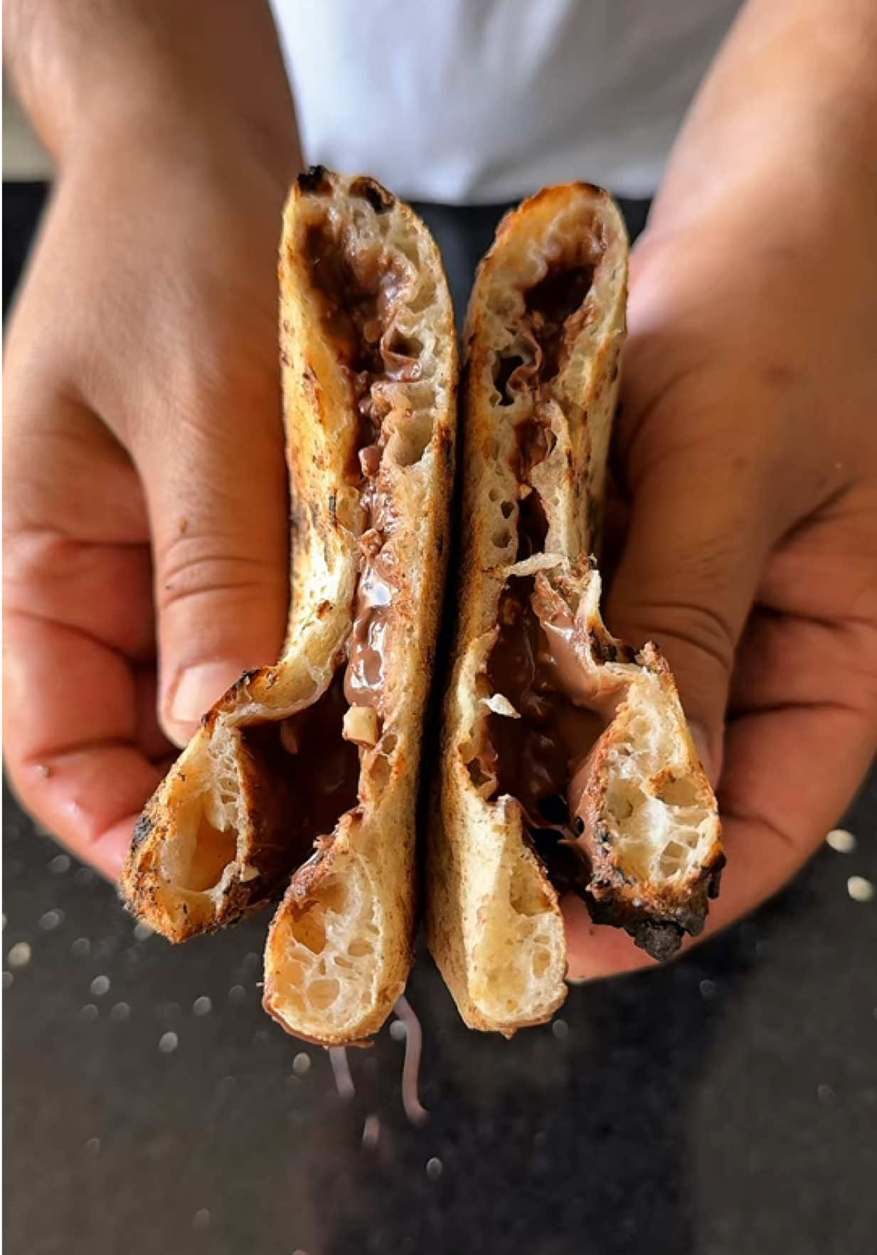 Pizza de Nutella com castanha 😍 . . . #pizza #pizzalover #pizzatime #nutella #pizzadelivery #CapCut 