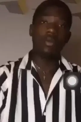 😑