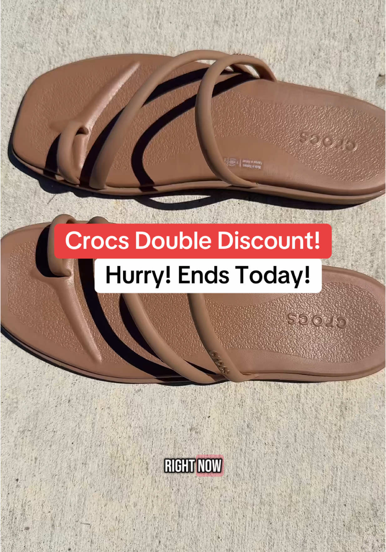 #crocs #crocs4life #crocssandals #sandals #womenssandals #summersandals #sandalsforwomen #sandalsforsummer 