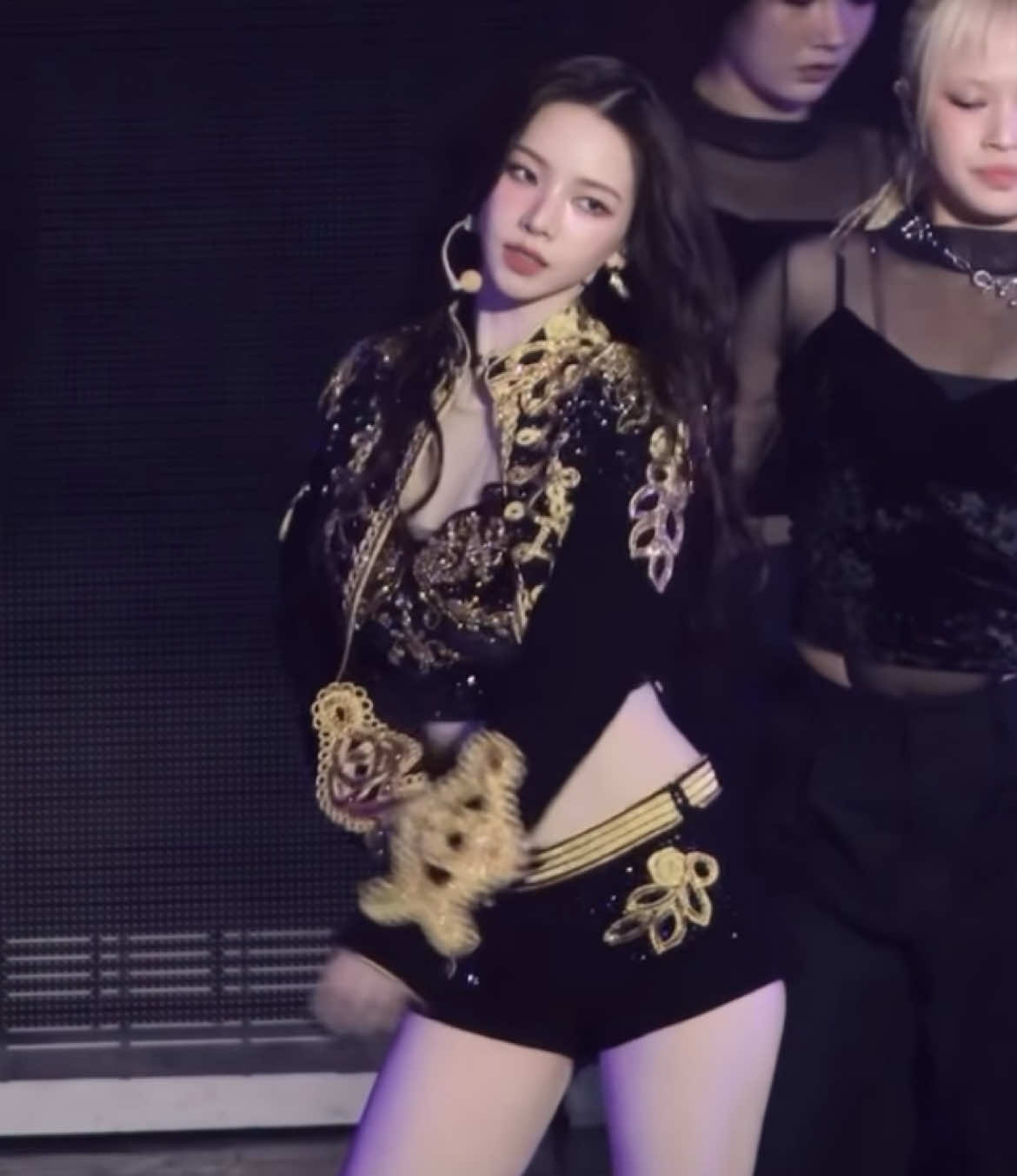 #synk_parallelline_encore #synk_paralleline #에스파 #aespa #エスパ #fancam #kpop #aespaencore #seoul #카리나 #karina #drama @aespa official  No copyright infringement is intended. I do not own nor claim to own the rights of the video shared or posted.