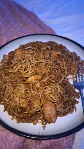 My computer just played brokey by latto wtf #fyp #foryou #hungover #chinesefood #netflix #broke 
