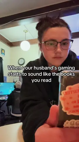 #BookTok #gamerhusband #readerwife 