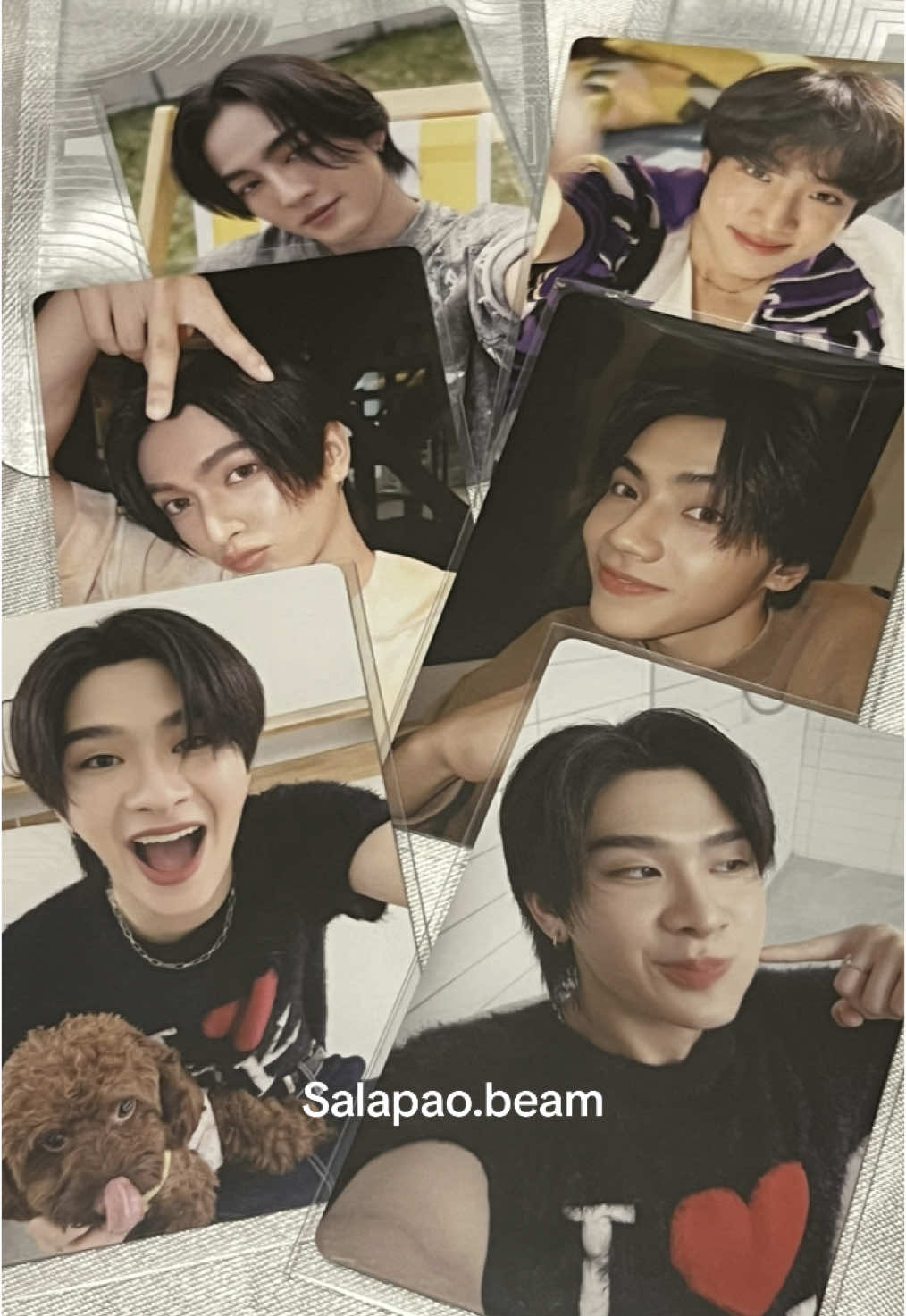 แกะการ์ดกัน🥹 #happybusday #unboxing #busbecauseofyouishine #thaichayanon #alanpasawee #peemwasu #copperdechawat #haertchuthiwat #แกะการ์ด 