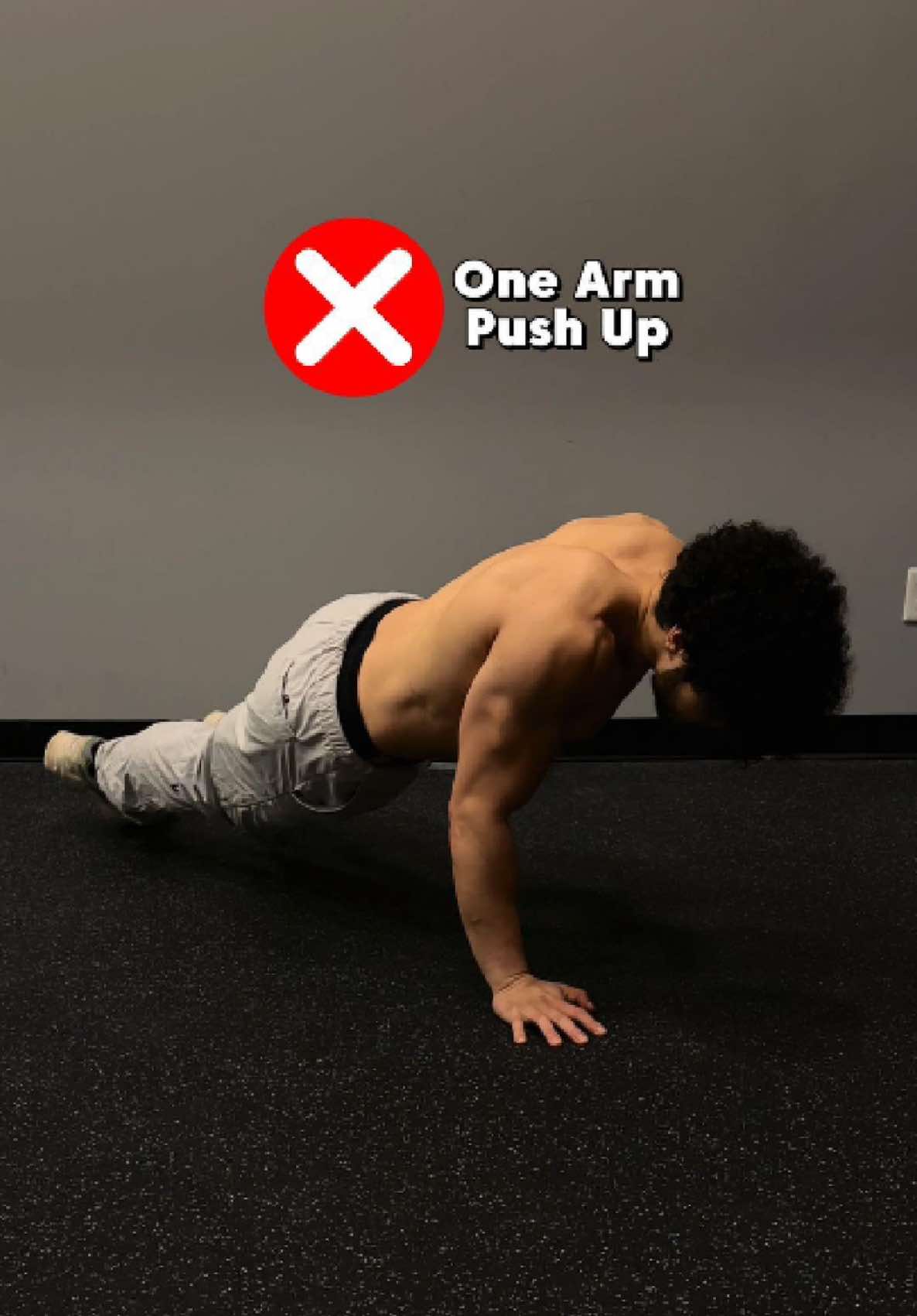 One arm push up (OAPU) - Save it 🤝 #fyp #foryou #calisthenics #pushup #pushups #tutorial 