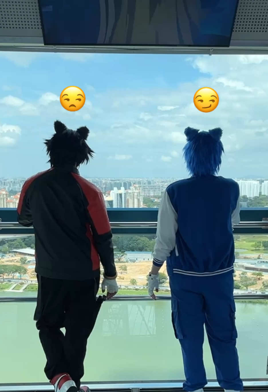 One-sided Sonic X Shadow Generations date (I love this Sonadow dynamic 💙❤️🖤) Shadow: @King Archer 🍕  #sonic #sonicthehedgehog #shadow #shadowthehedgehog #cosplay