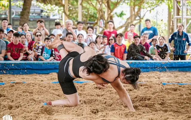 Hi vọng mỗi ngày bạn đều đang nỗ lực, hi vọng bạn không gục ngã, hi vọng bạn luôn thuận lợi, hi vọng rằng mọi cố gắng của chúng ta đều được đền đáp.