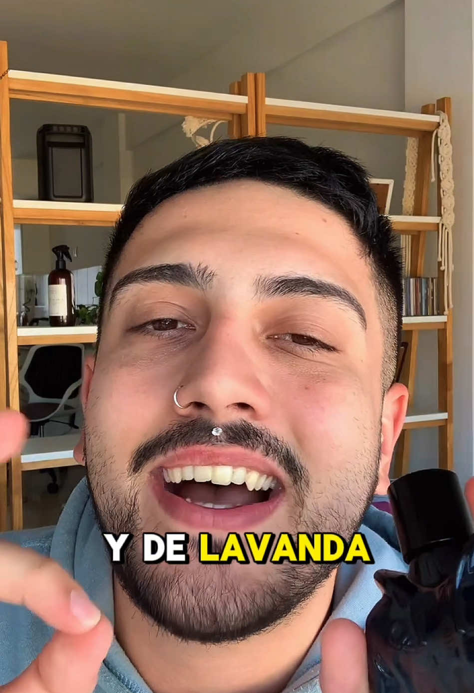 Si buscás un perfume para ocasiones especiales pero no querés gastar una fortuna, te dejo 4 opciones accesibles que son perfectas para este otoño. 🔥 Si querés oler increíble sin gastar demasiado, estas fragancias son un gol. ¿Cuál te llevarías? Te leo en los comentarios. 👇🔥 #Perfumes #Fragancias #perfumeinfluencer #perfumeria #recomendaciones #afnan #benetton #zara #calvinklein #CapCut 