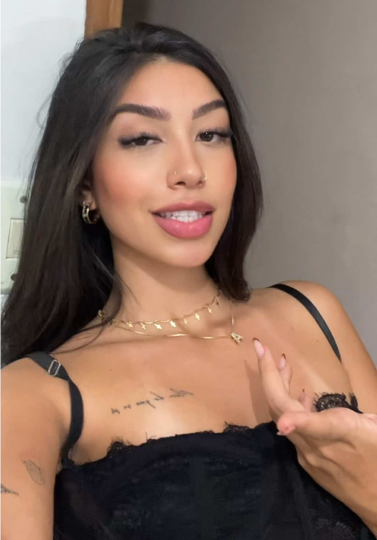 🤨