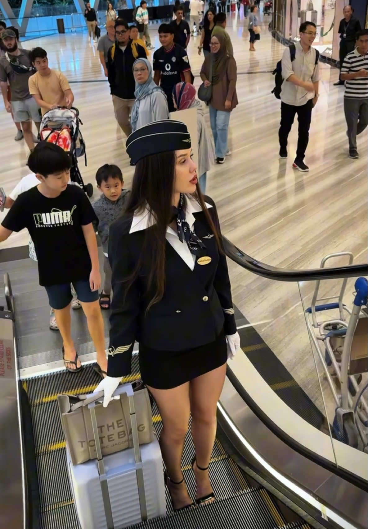 I’ll escort you right to the aircraft stairs ✈️ 