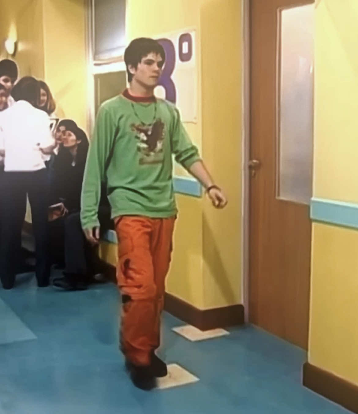 las miradasss las miradasss #rebeldeway #erreway #miacolucci #manuelaguirre #minuel #2000s #fyppppppppppppppppppppppppppppppppppp 