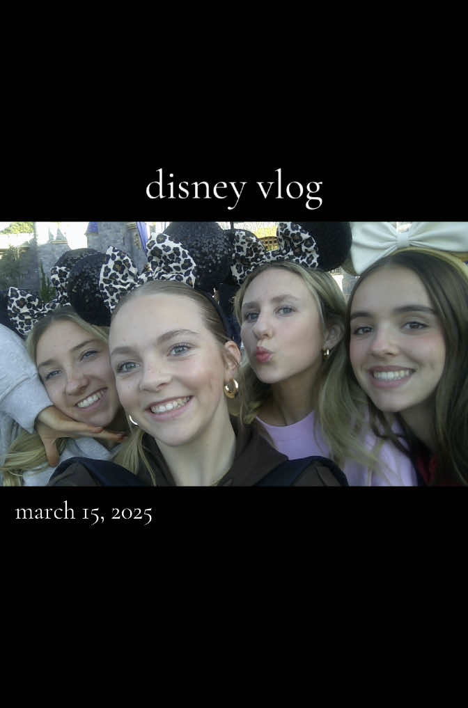 such a fun day 🤍🤍🤍 @devv_robertsonn @lily #foryoupage #foryou #fyp #trend #trending #viral #viralvideo #viraltiktok #Vlog #disney #disneyland #food #fun #friends #themepark #disneyparks 