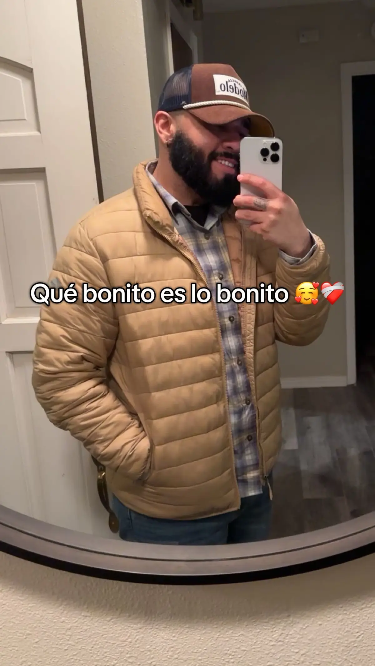 #tubarbonfavorito🤞🏻 #eltoxico #selflove #rarebeauty #barbon #aalejandromfofficial #pinchefrio🥶🥶🥶 #alv #maslikes #massiguidores #regionalmexicano #parati #gonewrong #celebrity #fyp #liveyourtruth🌈 #ldbtq #gayboy #influencer #fypシ #fypage #fypシ゚viral 