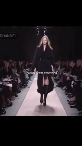 #Model for #Stellamccartney FW 2008 #models #supermodels #fashion #Runway #runwaywalk #catwalk #horsewalk #fyp #foryou #foryoupage #viral #kind