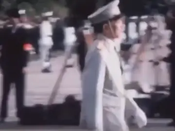 Lễ duyệt binh ngày 2/9/1985 hay còn gọi là nhiệm vụ A85: Đây là cuộc duyệt binh quy mô nhất trong lịch sử Việt Nam, kỷ niệm 40 năm Cách mạng tháng Tám và Quốc khánh nước Cộng hòa Xã hội Chủ nghĩa Việt Nam. Cuộc duyệt binh này có sự tham gia của khoảng 30.000 người và nhiều loại vũ khí, trang thiết bị quân sự hiện đại.Khiến cho những quốc gia láng giềng không thân thiện ở Đông Nam Á phải họp khẩn.🫡🇻🇳🇻🇳🇻🇳