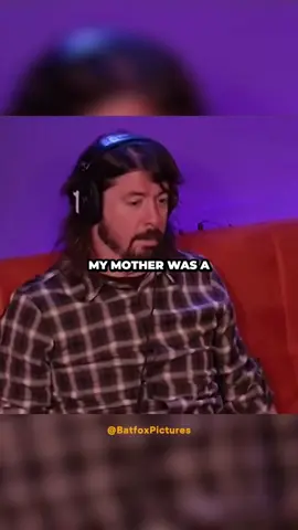 FOO FIGHTERS - THEY DON'T FORCE YOU TO STAY IN SCHOOL #FOOFIGHTERS #DAVEGROHL