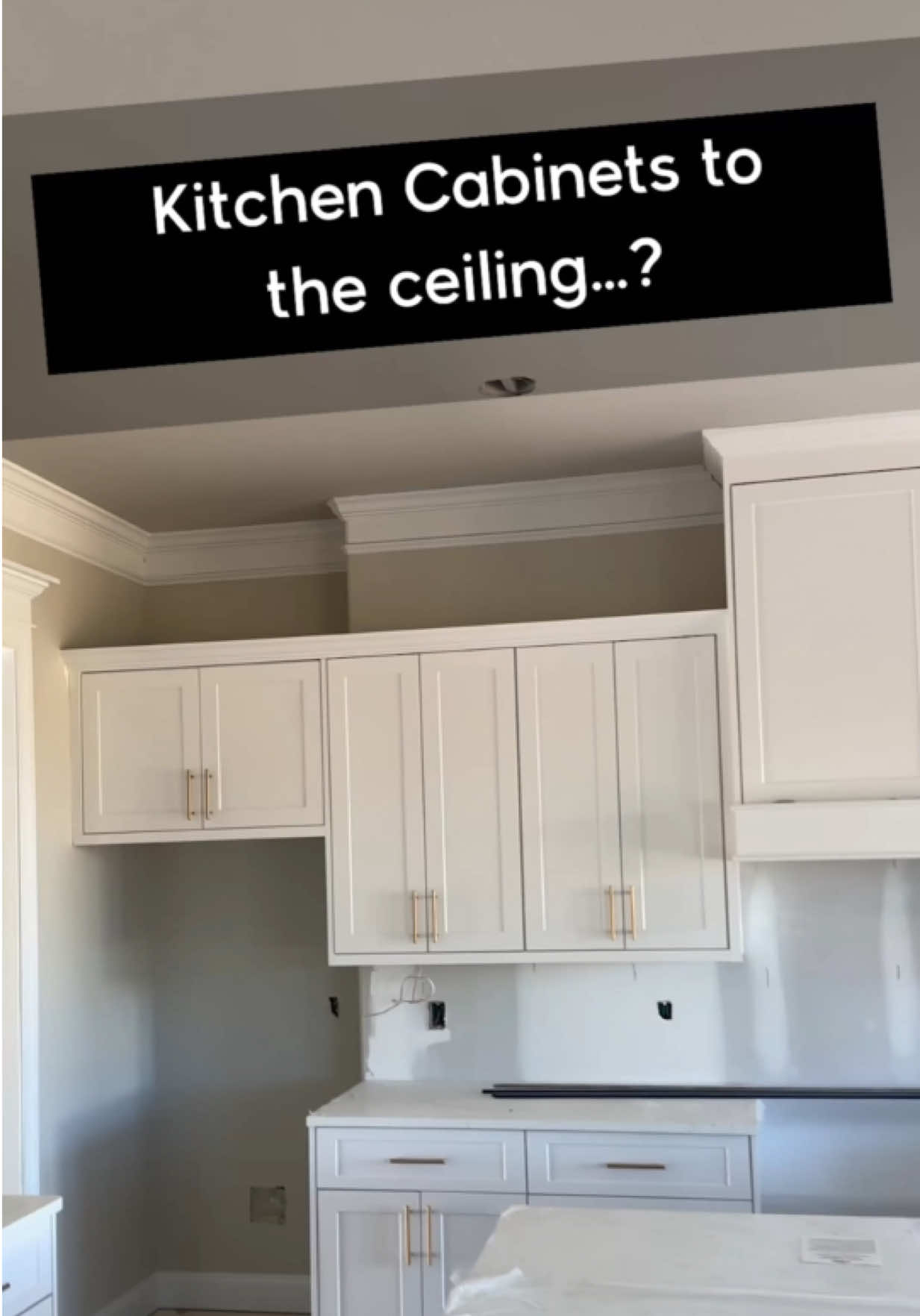 ⬇️ Download the Ultimate Home Building Checklist at: 👉 BuilderBrigade.comndows #BuilderBrigade #homebuildingtips #homebuilding #customHome #HomeBuildingChecklist