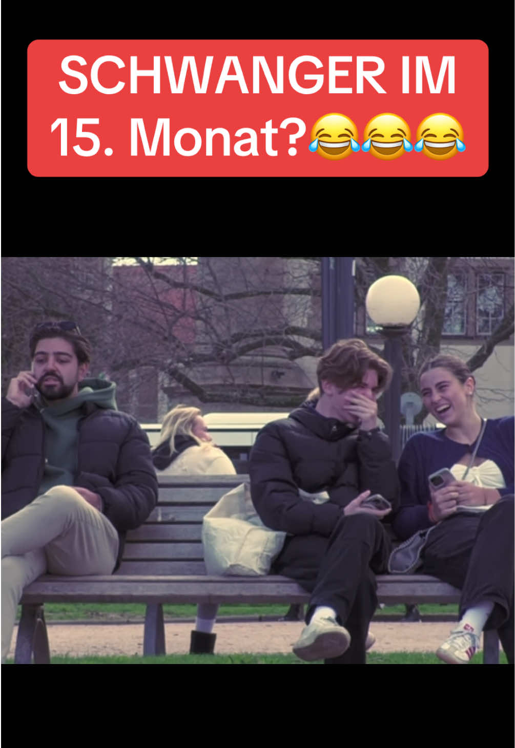 Die haben keine Luft mehr bekommen vor Lachen😂😂😂 #prank #streetcomedy #fyp #ademtv 