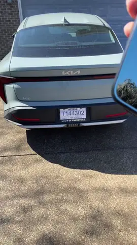 This is actually the coolest car accessory I have ever seen! #carplay #dashcam #caressentials 