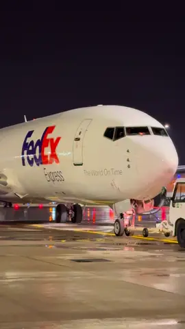 FedEx Express B737 / B767 at CDG airport ✈️  #fedex #fedexexpress #b737 #b767 #boeing #airport #aviation #avion #aeroport #aircraft #airplane #plane #fly #flight #pilot #cargo #ramp #rampagent #night #pushback #aviationlovers #avgeek #boeing767 #boeing737  #✈️ #instaplane #instagramaviation #aviationdaily @FedEx 