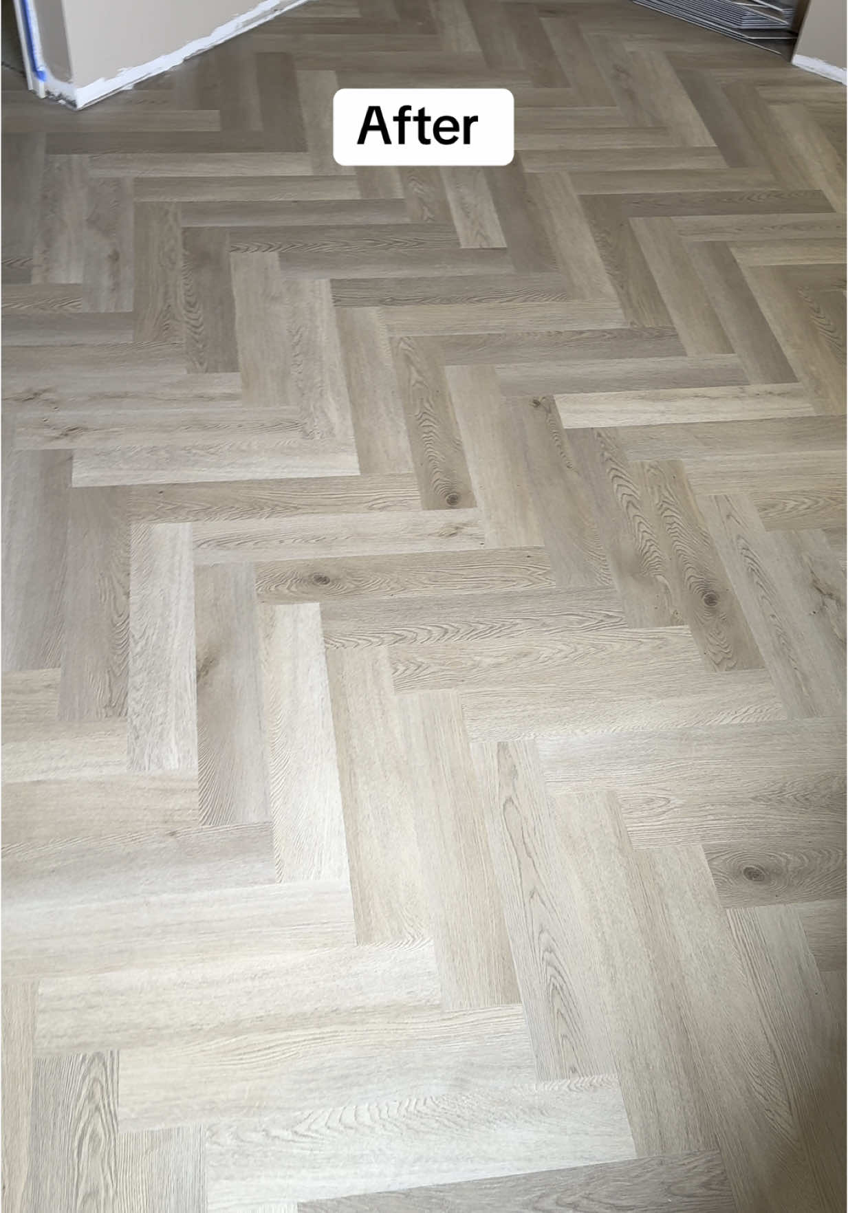 herringbone vinyl flooring 