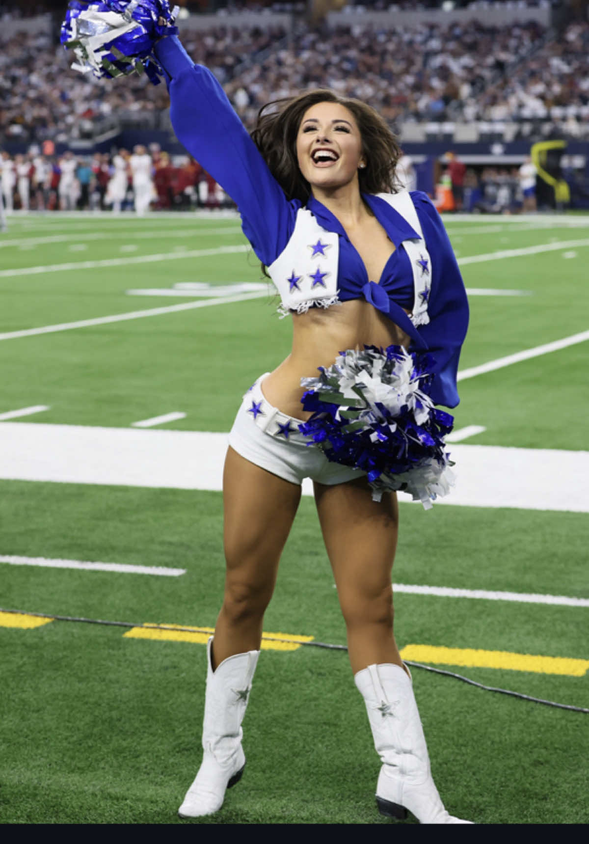 My dream💙✨  #dcc #dallascowboyscheerleaders #dallascowboyscheerleader #nfl #nfltiktok #nflcheerleader #chaseyourdreams #mydream #dancersoftiktok 