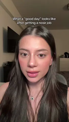 What a “good day” of swelling looks like after a nose job #nosejob #rhinoplasty #nosejobcheck 
