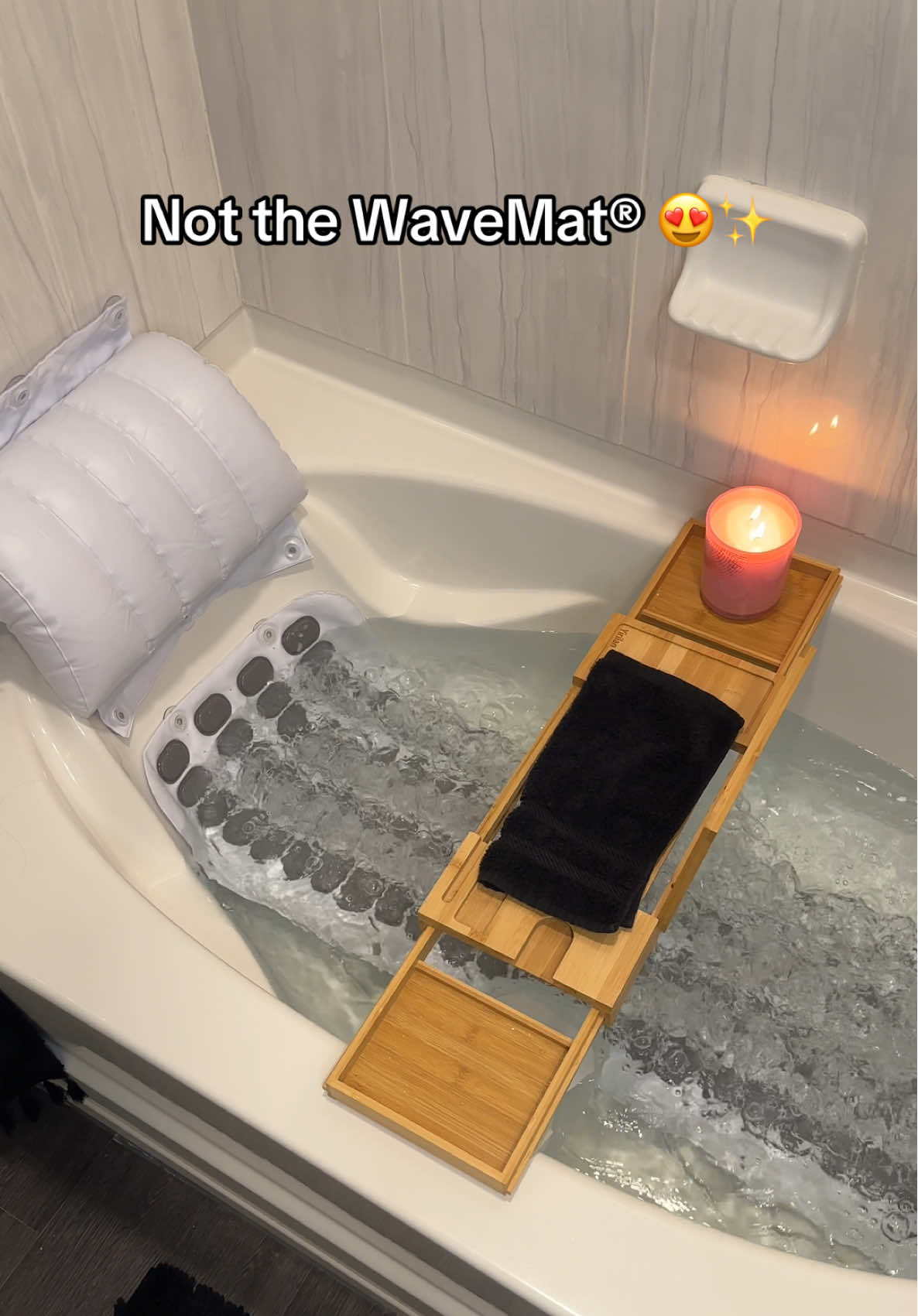 This is a NEED 😍✨ #jacuzzi #bathtime #jacuzzimat #bath #metime #lifehacks #spaday #spa #sahm #stayathomemom #giftiedeas #luxury #sahmlife #jacuzzitime #wavemat 