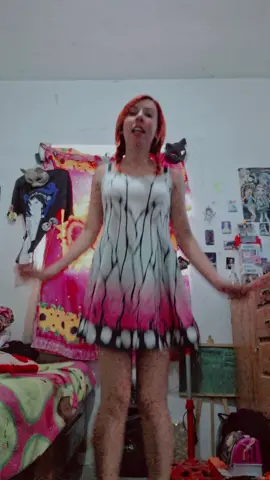 ya me queda mejor el vestido 👗 😏 