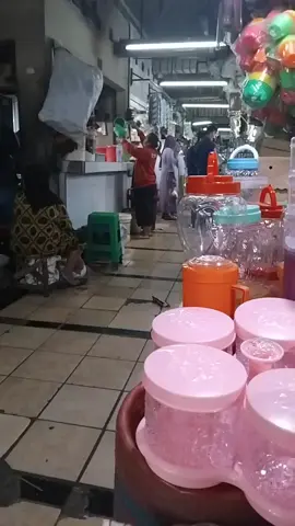 suasana di pasar wonokromo tgl 19 maret 2025 #pasarwonokromo #DTC #surabaya #jawatimur 