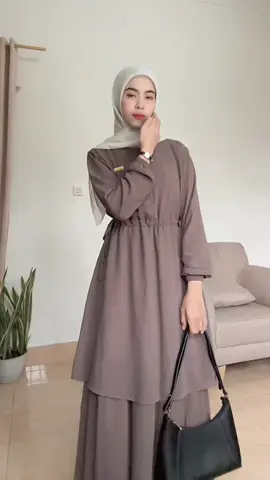 Stok terbatas banget guys, gak gercep ga kebagian 😭 #abaya #abayastyle #gamislebaran #gamis 