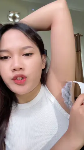 Cukur bulu apapun jadi gak item ketiak lo #hairremoval #sybofficial 