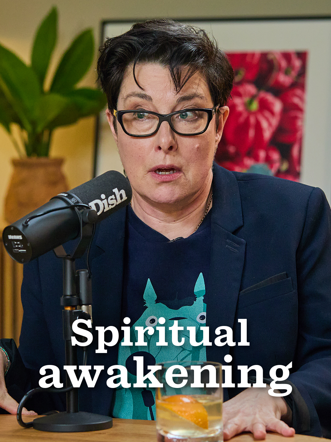 Disclaimer! Do not try this at home, in a hot tub or anywhere in public! 😳😂 @waitrose @nickgrimshaw #AngelaHartnett #DishPodcast #SuePerkins #shaman #spiritual