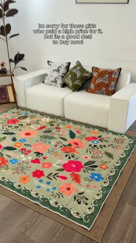 I'll never get over how beautiful this floral area rug is🌸 #RugGlowUp #RugTok #TreatYourFloor #MoodMatGoals #HomeTok #SpringDecor #RugLove#TikTokMadeMeBuyIt #RugLove#HomeSweetHome #TikTokDecor#ruglove #interiordesign #carpet #livingroomcarpet #masterbedroomcarpet #bedsidecarpet #titokforyou #TikTokShopLastChance #TikTokShopNewYearNewAura #spotlightfinds #rug #carpet #tiktokshopsummersale #LIVEhighlights #TikTokLIVE #fpy 