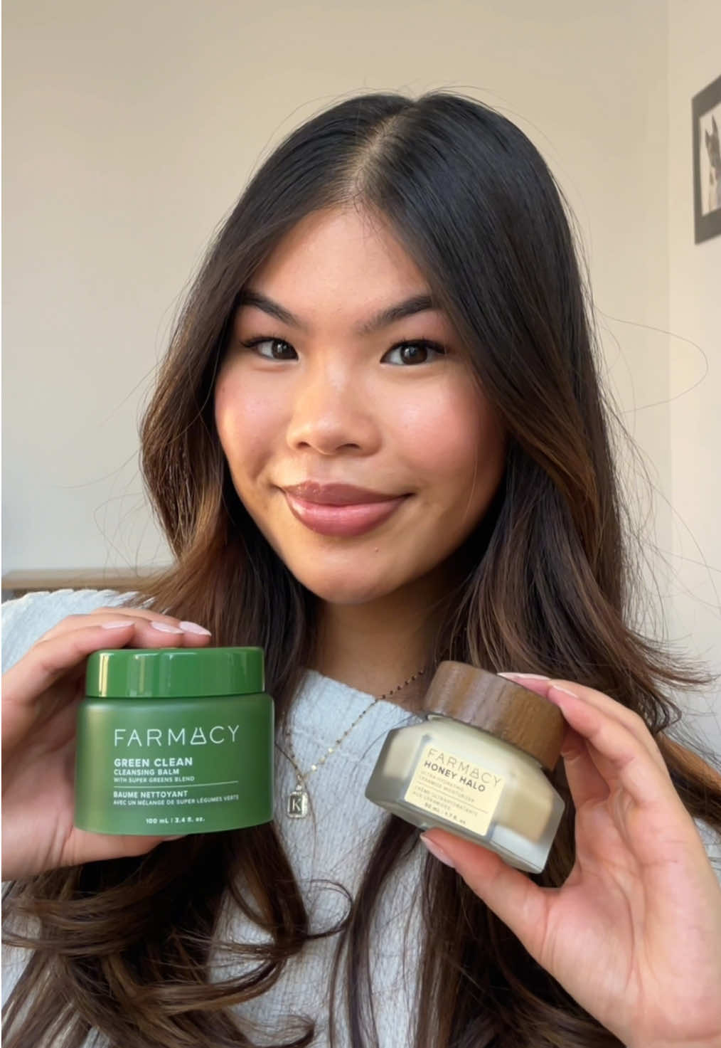 Get ready to load your carts! 🛒 Farmacy's friends and family sale is taking place from 3/27-4/2 at farmacybeauty.com🍯🐝 @farmacybeauty - #farmacy #farmacybeauty #skincare #skincareroutine #skin #beauty #beautytips #skincaretips 