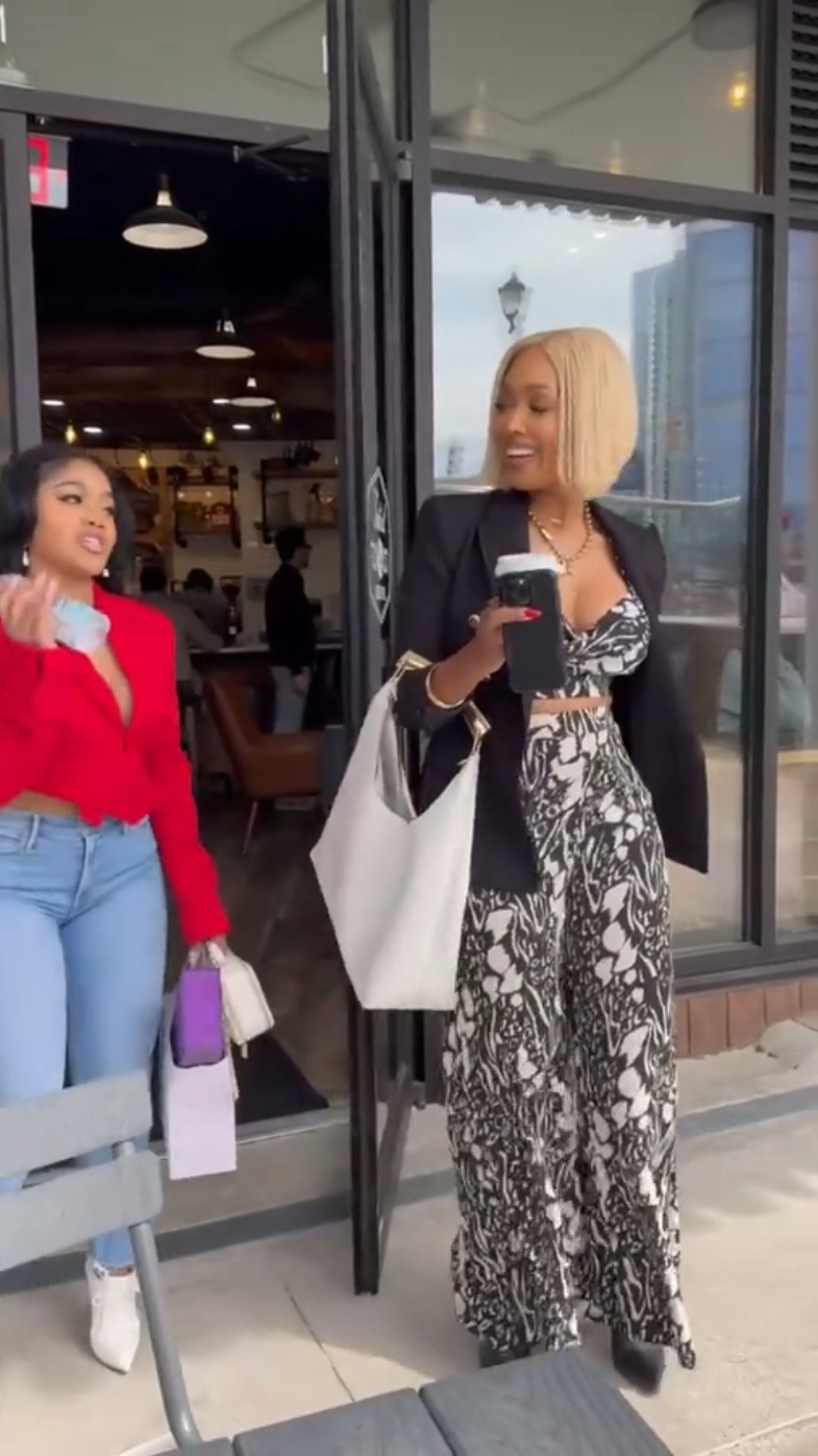 Amber asks Erica to come to Spain with her! 