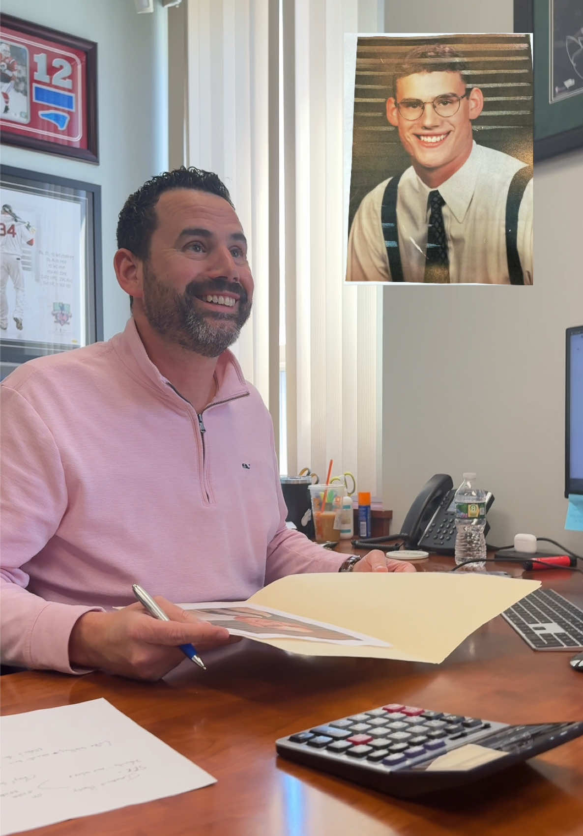 ✍️When you think you’re signing an important work document… sign here and relive your most awkward phase 🤣 #WaybackWednesday #OfficePranks #WeGotYou #officefun #workfamily #allingoodfun #trending #oldphotos @vernonmiles182 @CraigSnell @Rachel O'Donnell @courtfoote3 @Jared Methia @saramurphy167 