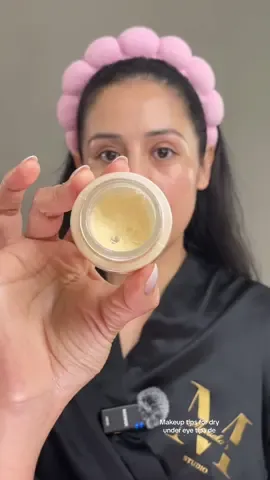 Tip de maquillaje para ojera seca 👀  como ustedes saben mi ojera es seca y aquí te comparto lo que yo hago para mantener mi ojera hidratada aún con maquillaje 💄 #tipsdemaquillaje #makeuptips #makeuptip #tipdemaquillaje #ojeraseca 