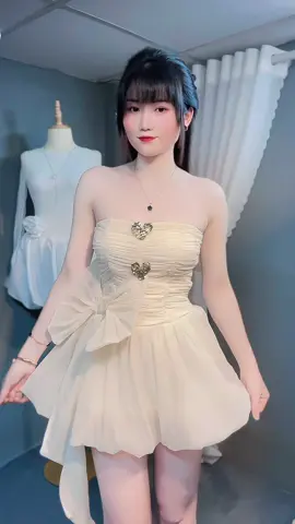#xuhuong#vairl#hottrend#phoidoxinh#doidodep#phoidotrend#dam#damxinh#damxinhthietke#damxinhdutiec#damsangchanh#damthietke#damdep#vay#vayxinh#vayxinhthietke#vaydep#vayhottren#vaytieuthu#damtieuthu#damhenho#vaydutiec#vayxinhsangchanh#vaycaocap#vayxoe#vayngan#vaytrang #damtrang #dambi #damcup #vaycup #myga #vayvoan #damvoan 