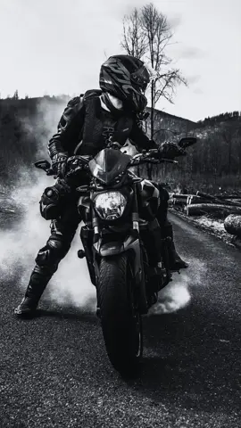 New Chapter  New Series  New Country  Familiar Faces #michelledups #newseries #firstinseries #crowmc #bikerromance #strongfmcs #kindleunlimitedromance #indieromanceauthor #kindleunlimitedromancebooks #crowthornechapter