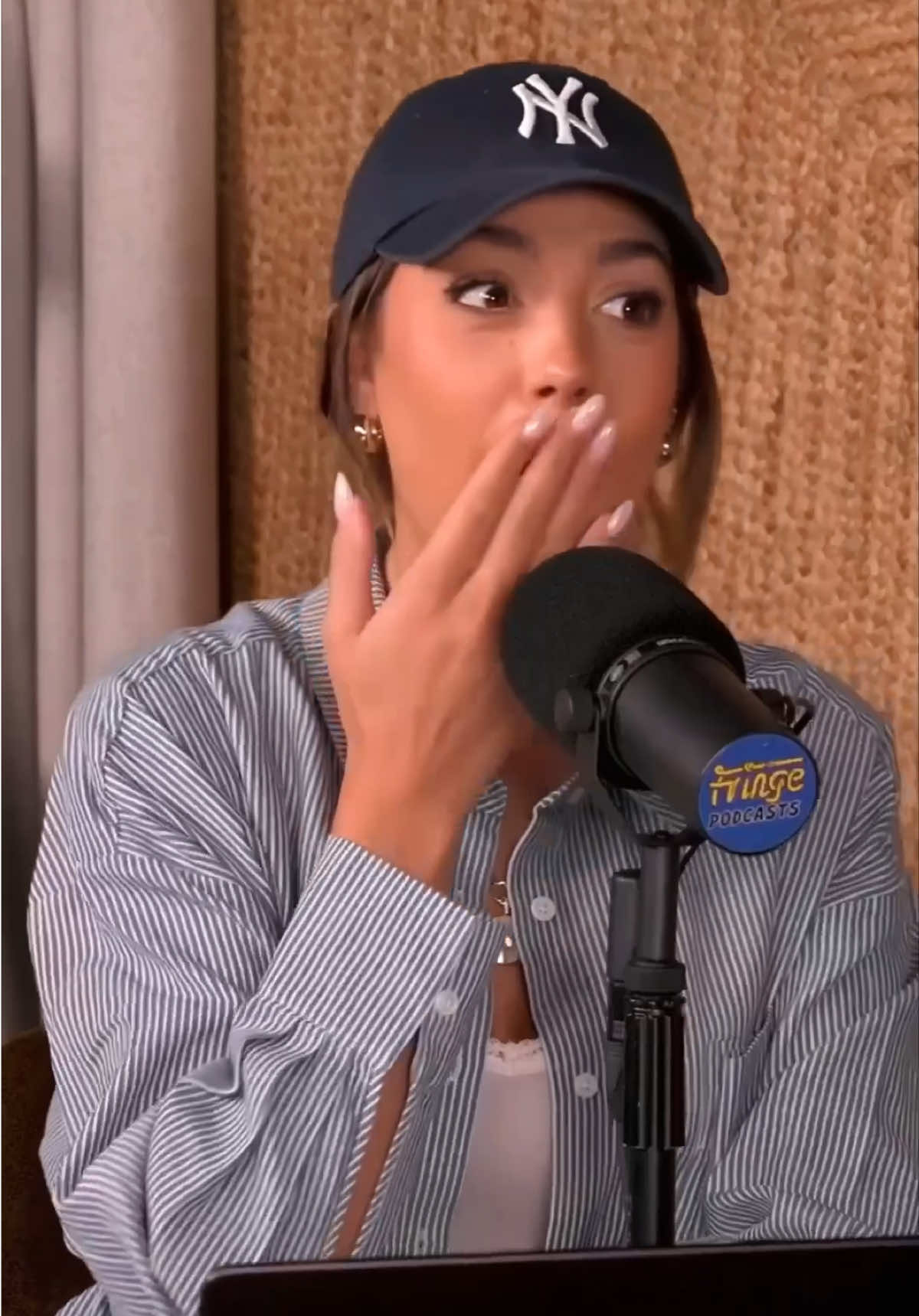 ✨The March Theory🧘🏼‍♀️ #unwaxedpodcast #podcast #marchtheory @Sistine Stallone @sophiastallonee 